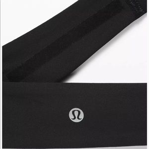 Fly Away Tamer Headband 
Luxtreme, black